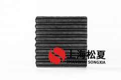 恒壓消防泵用多大硬度的橡膠隔震墊？